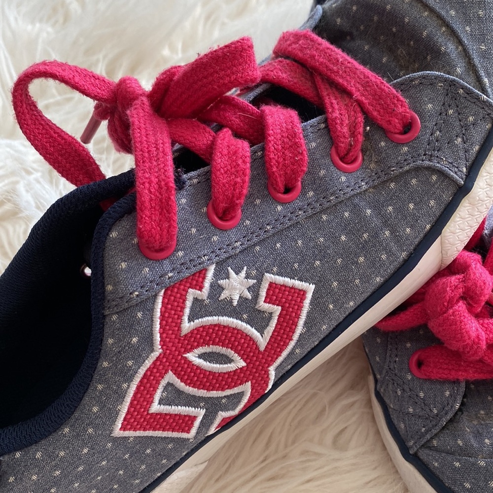 DC skateboard  shoes - Picture 4 of 12